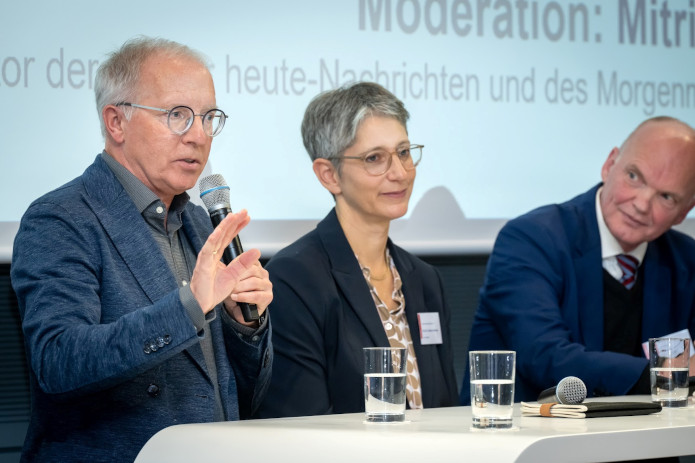 19 Hauptstadtgespr&auml;ch