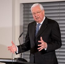Dietrich H. Hoppenstedt